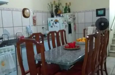 Casa com 4 dormitórios à venda, 130 m² por r$ 850.000,00 - nossa senhora aparecida - pouso alegre/mg