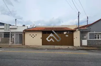 Casa com 5 dormitórios à venda, 282 m² por r$ 1.950.000,00 - centro - pouso alegre/mg