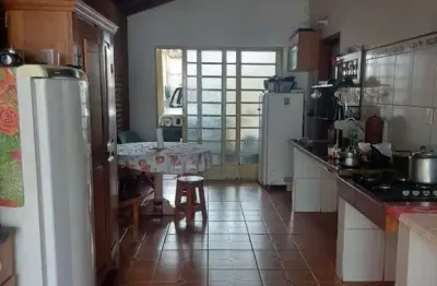 Casa com 3 dormitórios à venda, 126 m² por r$ 640.000,00 - são carlos - pouso alegre/mg