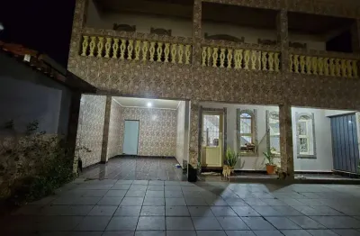 Casa com 4 dormitórios à venda, 346 m² por r$ 1.200.000,00 - fátima ii - pouso alegre/mg