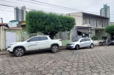 Casa com 3 dormitórios à venda, 160 m² por r$ 1.300.000,00 - centro - pouso alegre/mg