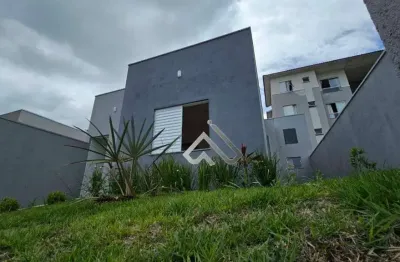 Casa com 3 dormitórios à venda, 70 m² por R$ 380.000 - Cidade Jardim - Pouso Alegre/Minas Gerais