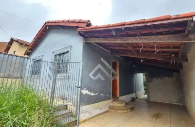 Casa com 2 dormitórios à venda, 69 m² por R$ 270.000 - Morumbi - Pouso Alegre/MG
