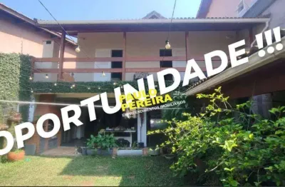 Oportunidade !!!  casa assobradada ampla  com 03 dorm/ 09 vagas no pq. renato maia
