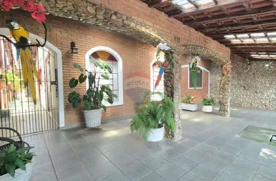 Casa à venda, com 3 dormitórios no Bosque dos Eucaliptos, zona sul de São José dos Campos