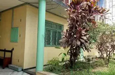 Casa à venda em duque de caxias, jardim vinte e cinco de agosto, com 8 quartos, com 500 m²