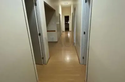 Sala comercial para alugar na Avenida Ipiranga, 238, Centro, Petrópolis