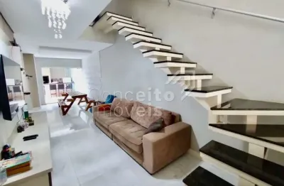 Casa com 3 quartos à venda na Rua Marcílio Dias, 1025, Nova Rússia, Ponta Grossa