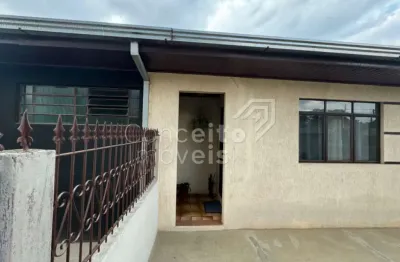 Casa com 3 quartos à venda na Rua Carlos de Carvalho, 126, Uvaranas, Ponta Grossa
