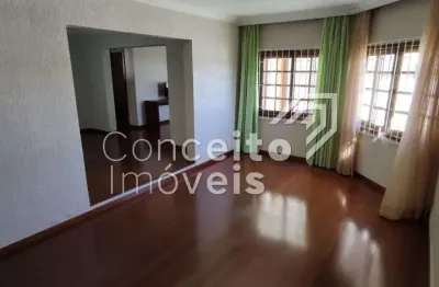 Casa com 4 quartos para alugar na Rua Souza Dantas, 726, Orfãs, Ponta Grossa