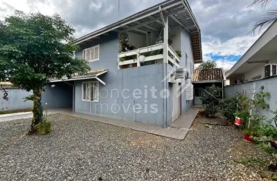 Casa com 3 quartos à venda no Glória, Joinville 