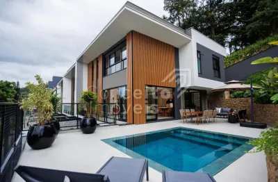 Casa com 3 quartos à venda no América, Joinville 