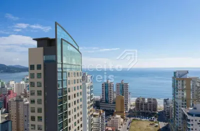 Flat com 2 quartos à venda na Rua 230, 211, Meia Praia, Itapema