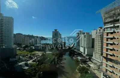 Apartamento com 3 quartos à venda na Rua 129 C, 131, Centro, Itapema
