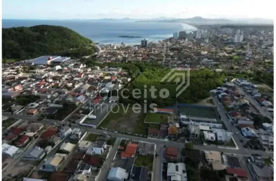 Terreno à venda na Rua Júlia Da Costa Flores, 256, Gravatá, Penha