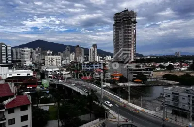Apartamento com 3 quartos à venda na Rua 319, 335, Meia Praia, Itapema