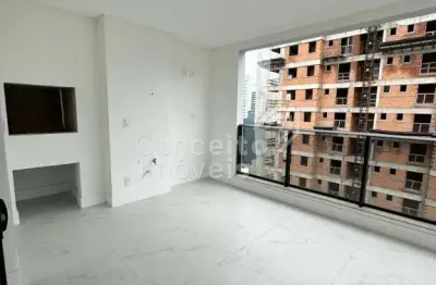 Apartamento com 3 quartos à venda em Meia Praia, Itapema 