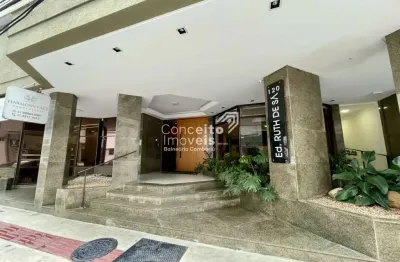 Apartamento com 2 quartos à venda na Rua 3300, 120, Centro, Balneário Camboriú