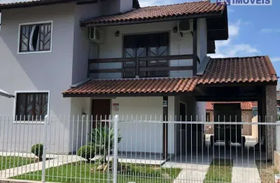 Casa com 3 dormitórios à venda, 200 m² por r$ 900.000,00 - pedra branca - palhoça/sc