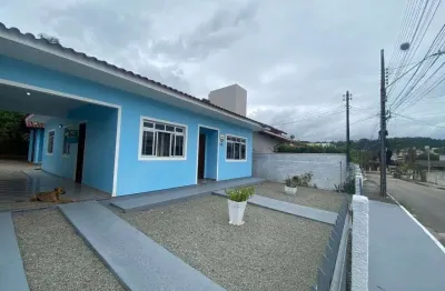 Casa com 3 quartos à venda na rua toscánia, 60, pagani, palhoça por r$ 860.000