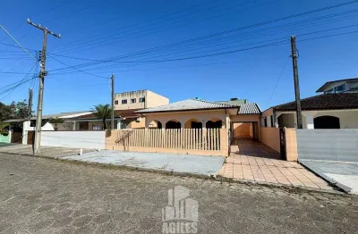 Casa com 3 quartos à venda na Travessa Ponta Porã, 51, Ipanema, Pontal do Paraná