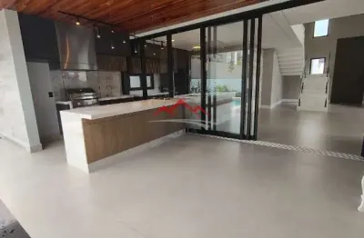 Casa térrea com mezanino a venda condomínio alphaville em jundiaí