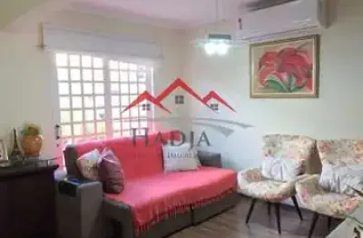 Casa à venda no Residencial das Palmeiras, localizado no Jardim Shangai, em Jundiaí/SP