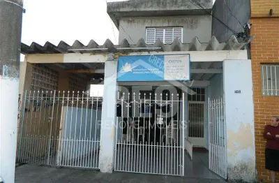 Casa à venda na Avenida Primavera de Caiena, Parque Santa Madalena, São Paulo