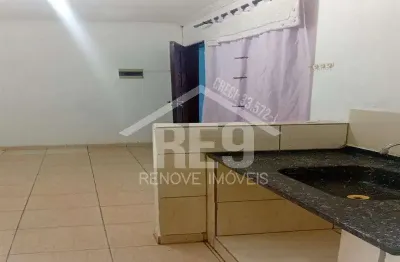 Casa com 1 quarto para alugar na Rua Rosalina Valadão de Freitas, Vila Santa Clara, São Paulo