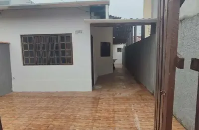 Casa à venda na Praia das Palmeiras, Caraguatatuba 