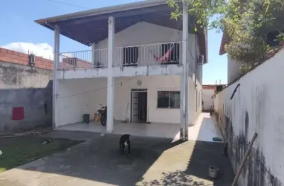Casa à venda no Jaraguá, Caraguatatuba 