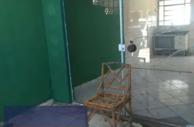 Casa à venda no Jardim Casa Branca, Caraguatatuba 