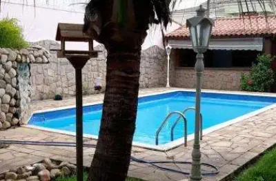 Casa com 3 quartos à venda no Jardim Santa Maria, Jacareí 