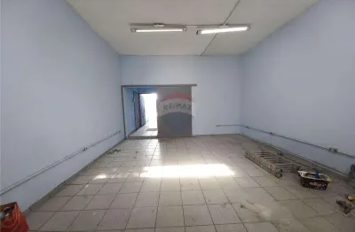 Galpão/salão comercial de 85m² disponível para venda