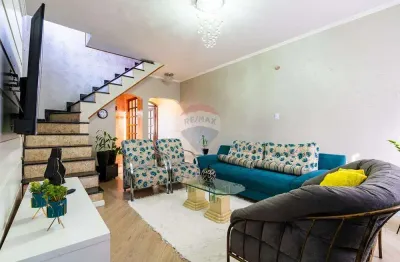 Sobrado à venda no jardim danfer com 190 metros, 3 quartos, 1 suíte, 3 vagas de garagem e edícula nos fundos