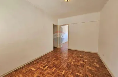 Apartamento para locação, 75 metros, 2 quartos, cozinha, 1 banheiro e área de serviço.