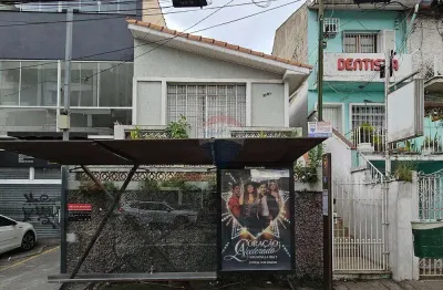 Casa à venda na Rua Heitor Penteado com 132m² 4 Quartos 1 Suíte na Edícula Potencial Comercial