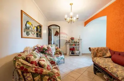 Apartamento com 60m², 2 quartos (1 suíte), closed e 2 vagas de garagem cobertas à venda no ALAMANDAS -Cid A E Carvalho– Privilegiada oportunidade!