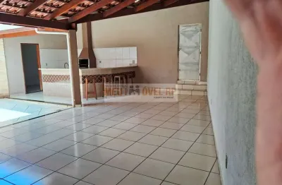 Casa com 3 quartos à venda no centro, altinópolis , 329 m2 por r$ 900.000