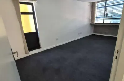 Sala comercial para alugar na Rua Álvares de Azevedo, Centro, Santo André