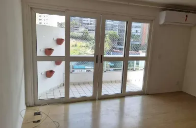 Apartamento localizado no bairro vila andrade em são paulo, possui 98m² de área útil.