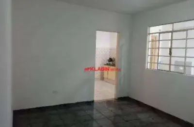 ** casa térrea de 2 dormitórios e 3 vagas de garagem com 125m² privativos  - quintal - boa localização no jaraguá ao lado do parque pinheirinho **