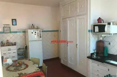 Casa a 500m do metro conceição - 200m de terreno sendo 116 de área construída - 2 dormitórios - 2 banheiros - 4 vagas de garagem