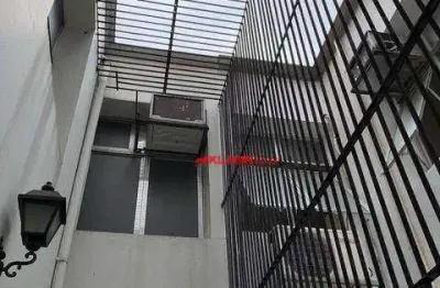 Casa na vila mariana à 600m do metro paraiso - 4 dormitórios - 152m - 4 banheiros - 1 vaga
