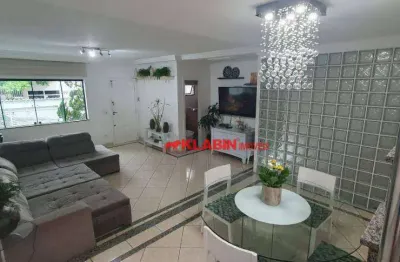** lindo sobrado de 3 suítes com 3 vagas de garagem - 180m² de área construída - excelente localização com fácil acesso à diversas vias e bairros **