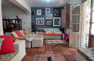 Casa à venda na chacara santo antonio com 3 dormitórios sendo 1 suíte com closed, 3 vagas, 3 banheiros, atelier.