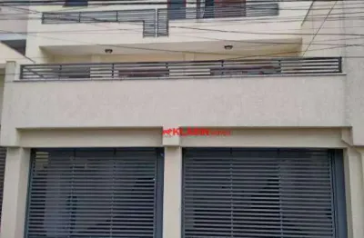 Sobrado com 303m² de área construída - 3 suítes com 4 vagas de garagem - belo quintal com churrasqueira - ótima local próximo ao parque da aclimação