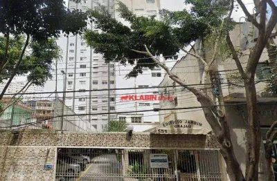 Apartamento de 2 dormitórios com 60m² de área útil - sem vaga de garagem - boa localização no cambuci à 650m do parque da aclimação