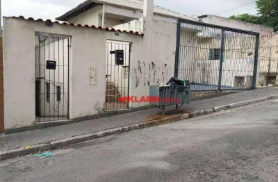 Terreno de 400m² composto com 27 casas totalizando uma área de 785m² de área construída - 20 casas atualmente alugadas (com renda) - 13 à 15 mil renda