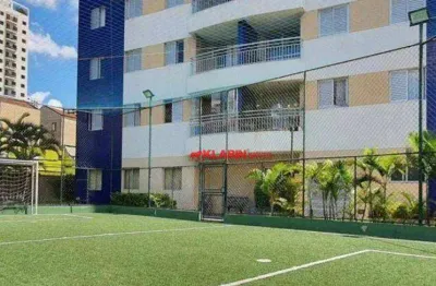 Belo apartamento reformado de 3 dormitórios sendo 1 suíte com 2 vagas de garagem - 65m² de área útil - lazer completo - 300m do parque da aclimação